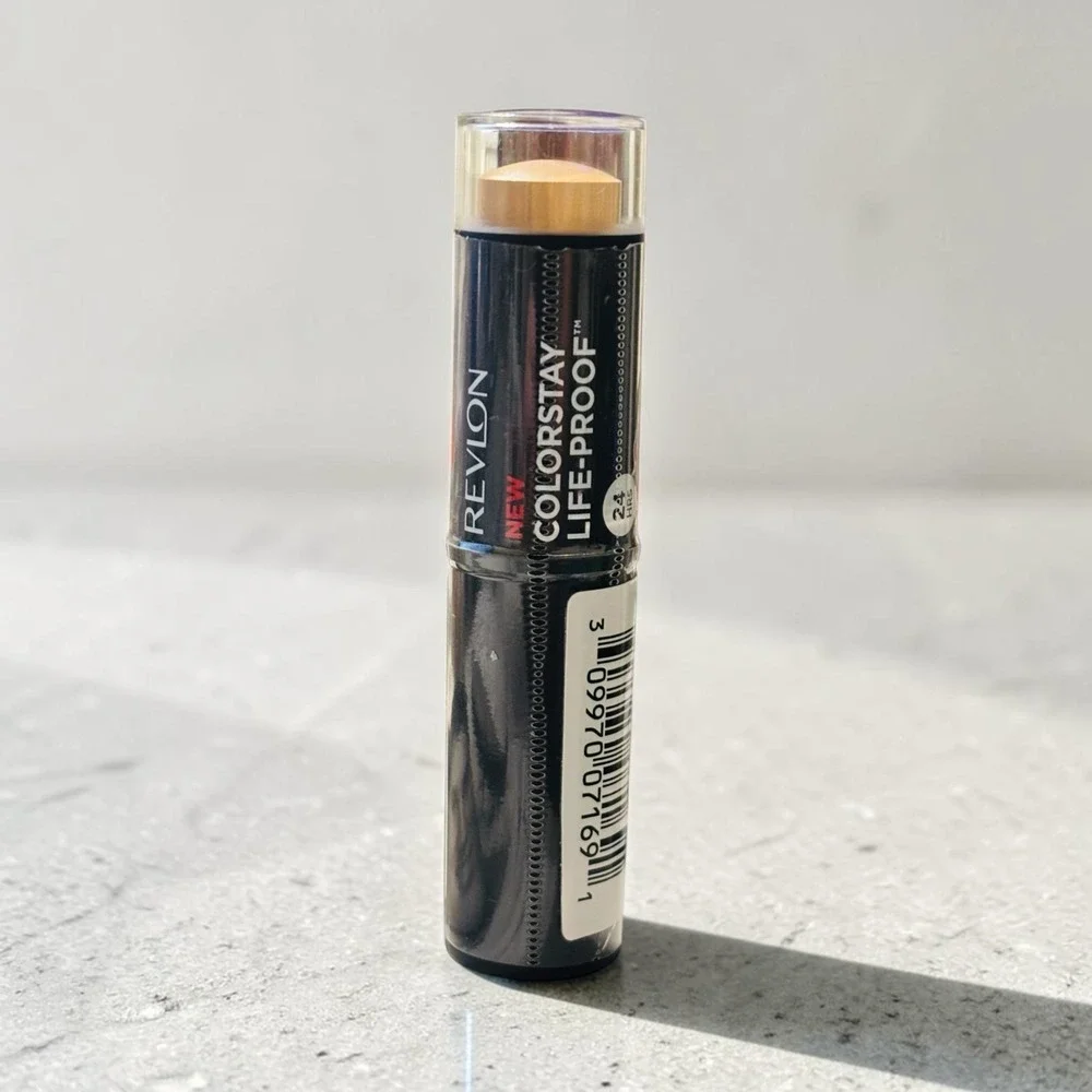 Revlon Colorstay Life-Proof 24 Hours Matte Foundation Stick-180 Sand Beige
